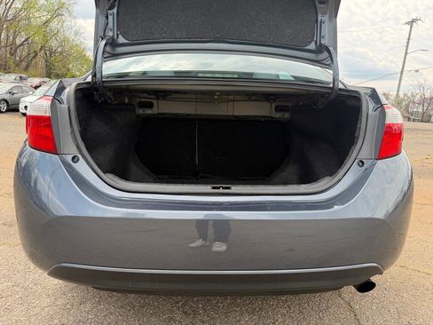 Used 2015 Toyota Corolla LE image 25