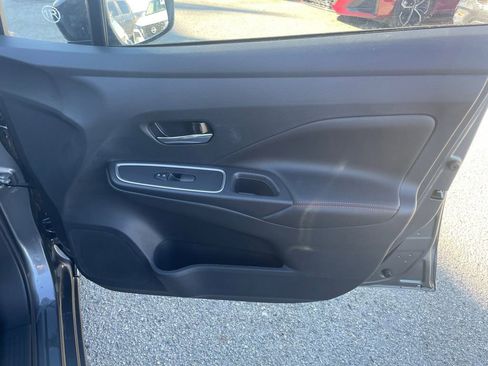 Certified 2025 Nissan Versa SR w/ Trunk Package image 29