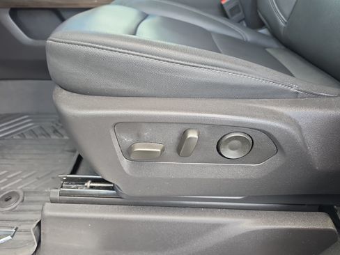 Certified 2025 Chevrolet Silverado 1500 LT Trail Boss w/ Convenience Package II AWD/4WD image 16