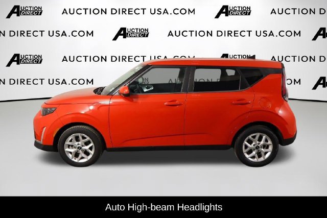 Used 2024 Kia Soul LX w/ LX Technology Package FWD image 6