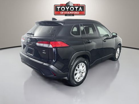 Certified 2023 Toyota Corolla Cross LE AWD/4WD image 7