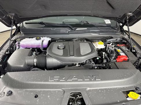 New 2026 RAM 1500 Express AWD/4WD image 26