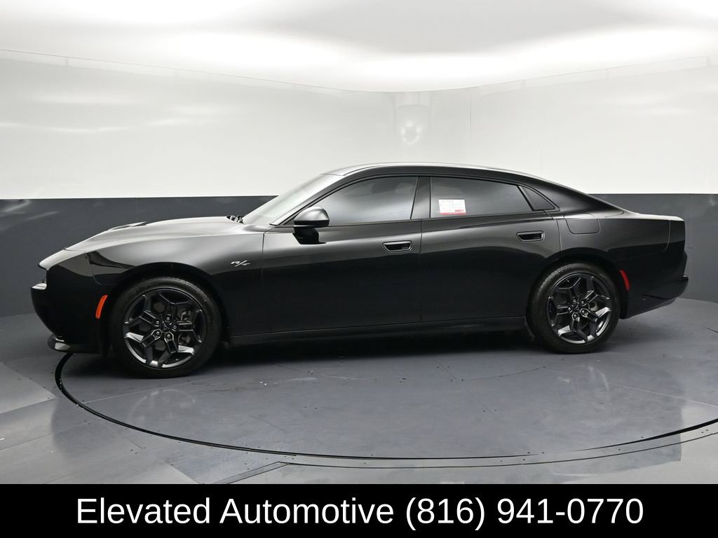 Used 2026 Dodge Charger R/T w/ Driver Convenience Group AWD/4WD image 2