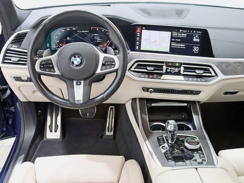 Used 2022 BMW X7 M50i AWD/4WD image 14