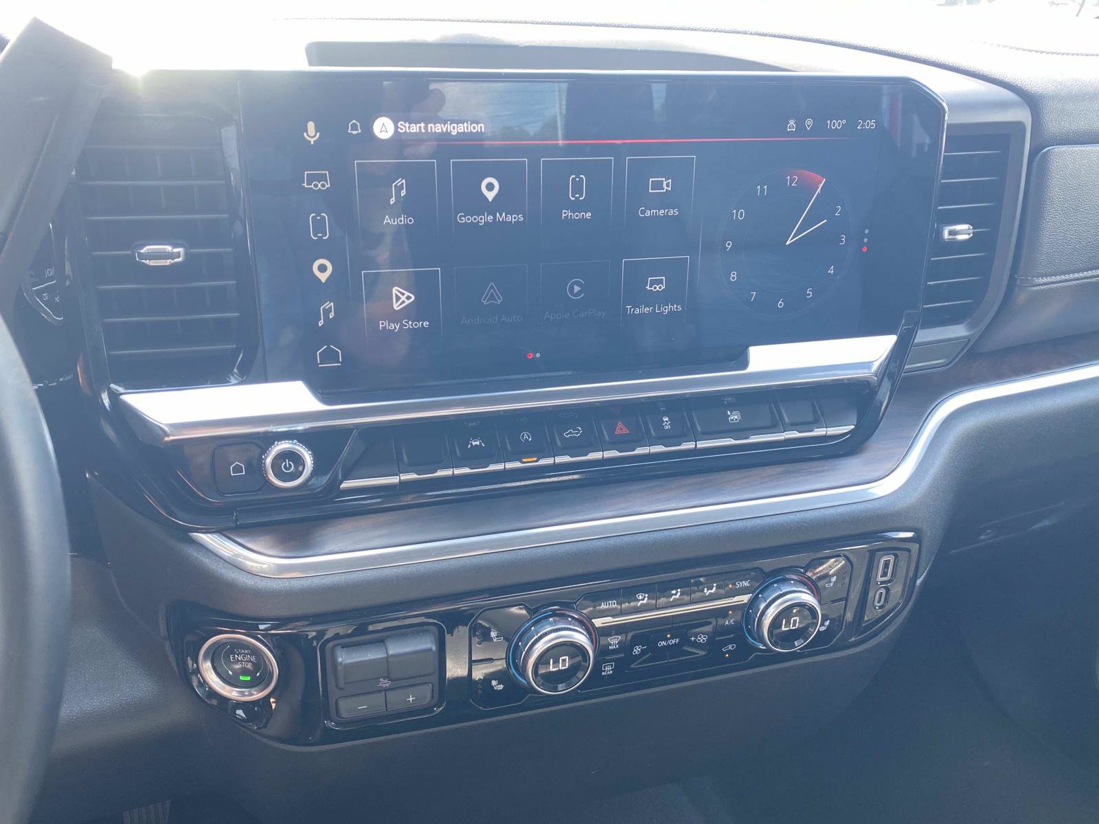 Used 2025 GMC Sierra 1500 SLT AWD/4WD image 23