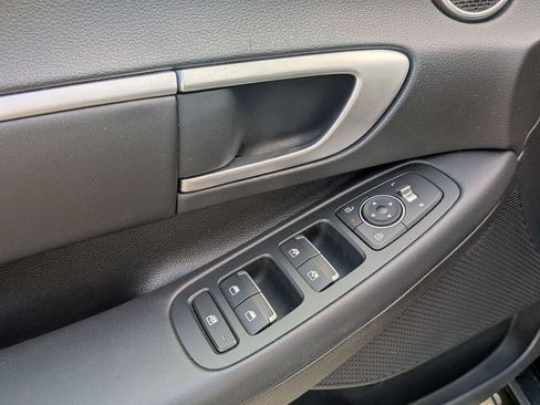 Used 2025 Hyundai Sonata SEL FWD image 13