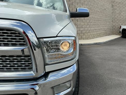 Used 2018 RAM 2500 Laramie w/ Cold Weather Group AWD/4WD image 8