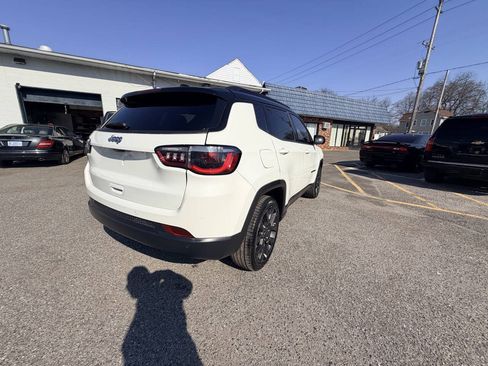 Used 2018 Jeep Compass Sport FWD image 42