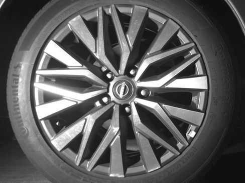 Used 2025 Nissan Altima 2.5 SV FWD image 15