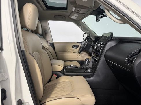 Used 2024 Nissan Armada Platinum w/ Captain's Chairs Package AWD/4WD image 31
