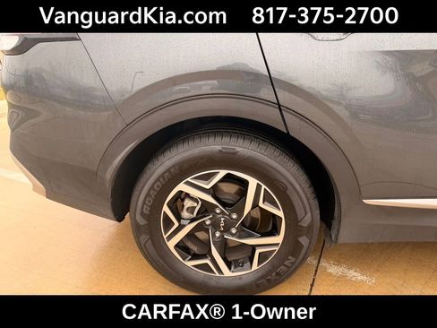 Certified 2024 Kia Sportage LX image 10