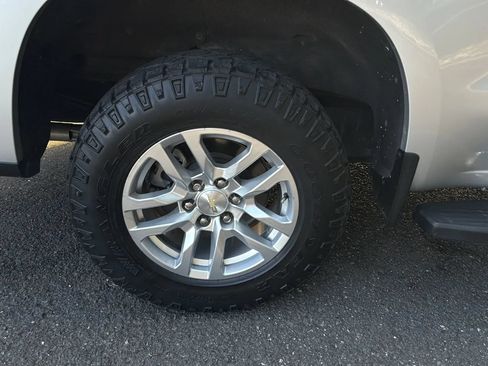 Used 2020 Chevrolet Silverado 1500 LT w/ All-Star Edition AWD/4WD image 11