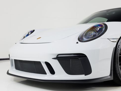 Used 2018 Porsche 911 GT3 RWD image 61