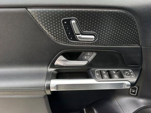 Certified 2024 Mercedes-Benz EQB 250+ image 25