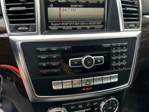 Used 2015 Mercedes-Benz GL 320 BlueTEC 4MATIC image 19