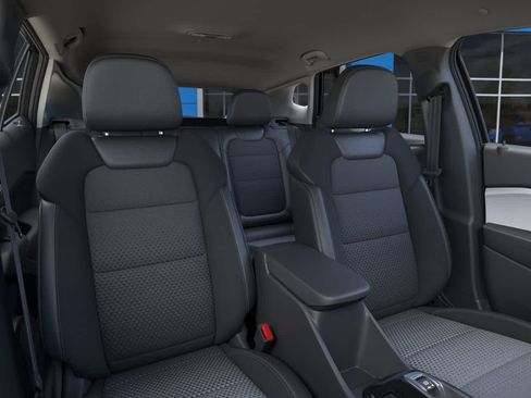 New 2026 Chevrolet Trax LT w/ LT Convenience Package FWD image 16