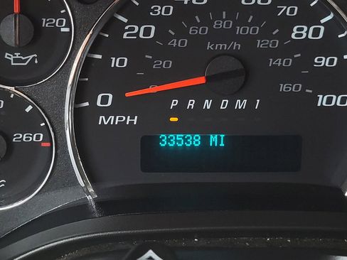 Used 2023 GMC Savana 2500 w/ Driver Convenience Package image 21