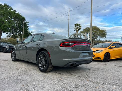 Used 2018 Dodge Charger GT image 5