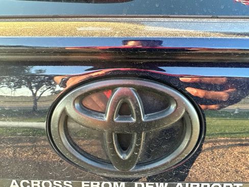Used 2025 Toyota RAV4 XLE Premium FWD image 15