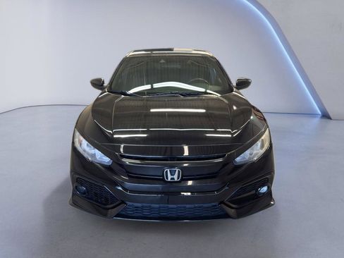 Used 2019 Honda Civic Sport image 2