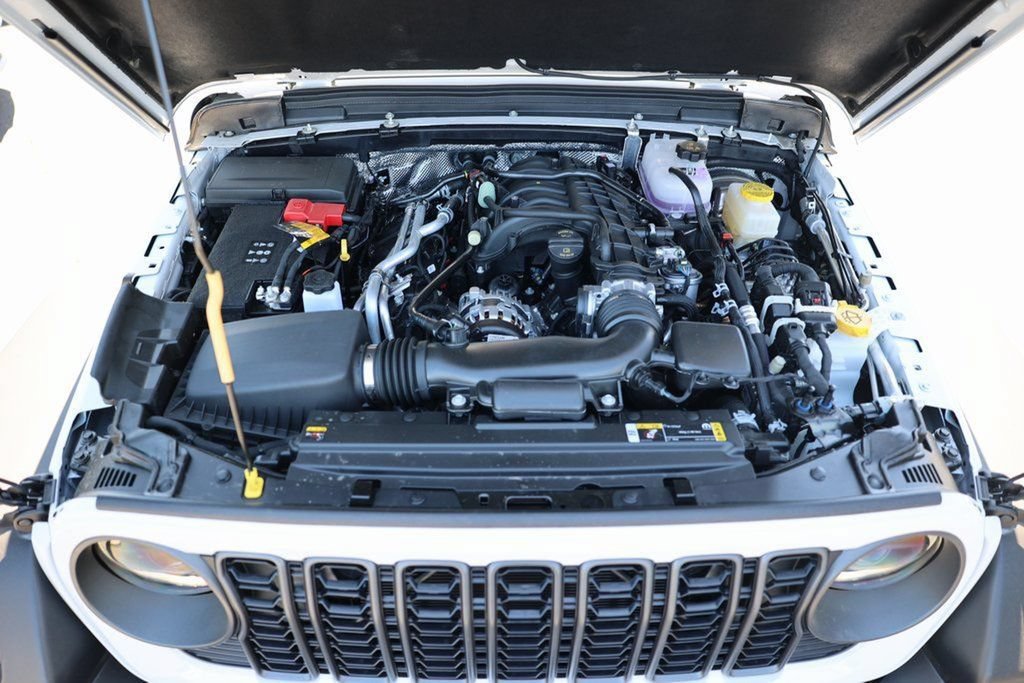 Used 2024 Jeep Wrangler Unlimited Sport AWD/4WD image 47