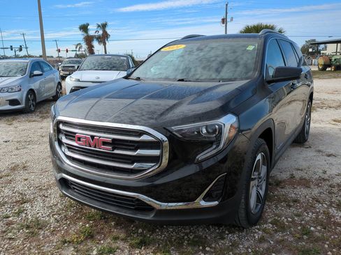 Used 2021 GMC Terrain SLT image 8