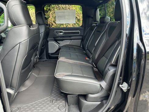 New 2026 RAM 1500 Laramie AWD/4WD image 23