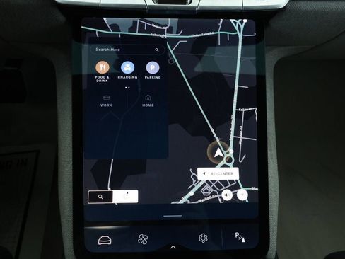 Used 2023 Lucid Air Touring image 19