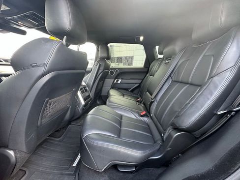 Used 2017 Land Rover Range Rover Sport SE image 13