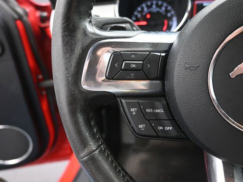 Used 2015 Ford Mustang Premium image 7