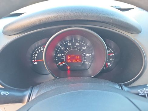 Used 2017 Kia Soul image 16