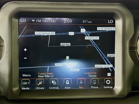 Used 2022 Jeep Wrangler Unlimited Sahara image 14