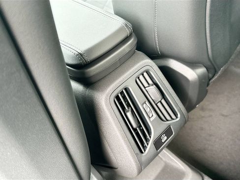 Used 2026 BMW X1 xDrive28i image 18