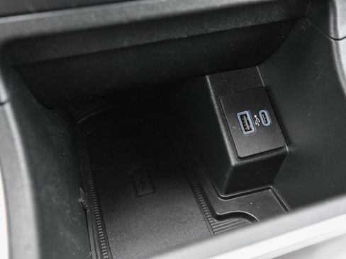 Certified 2024 Ford Edge SEL w/ Convenience Package image 36