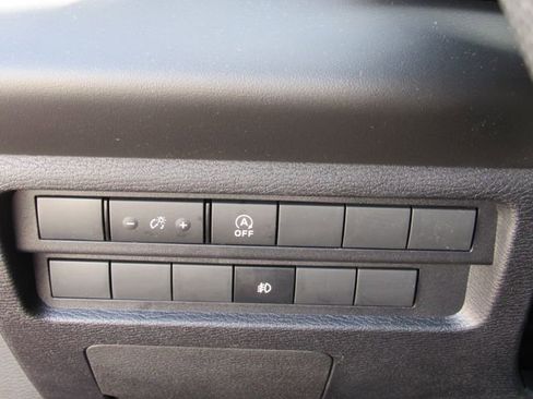 New 2026 Mitsubishi Outlander ES FWD image 27