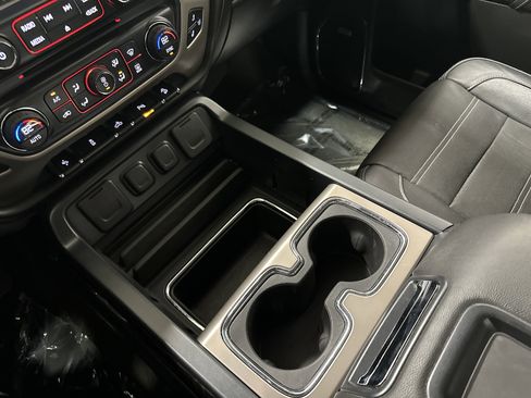 Used 2015 GMC Sierra 1500 Denali image 26