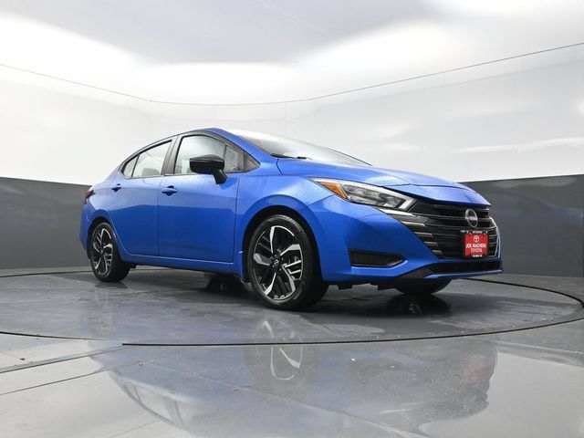 Used 2024 Nissan Versa SR w/ Trunk Package FWD image 31
