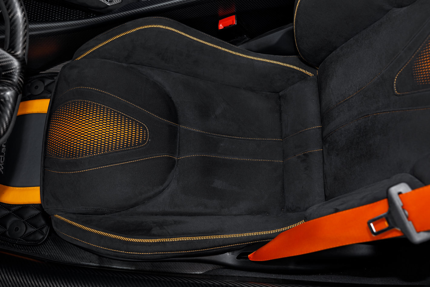 Used 2022 McLaren 765LT RWD image 51