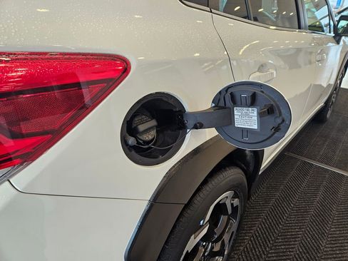 Used 2023 Subaru Crosstrek 2.5i Limited image 32