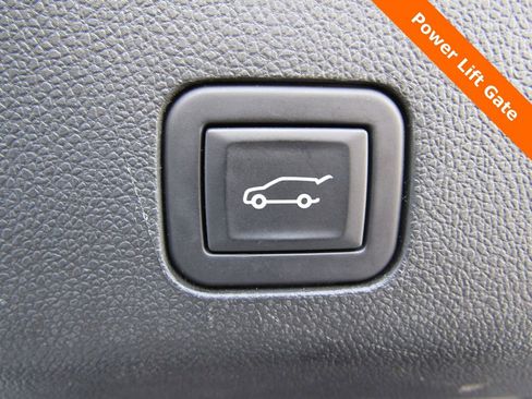 Used 2024 Chevrolet Tahoe LT image 21