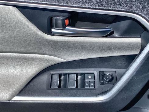 Certified 2025 Toyota RAV4 XLE AWD/4WD image 13