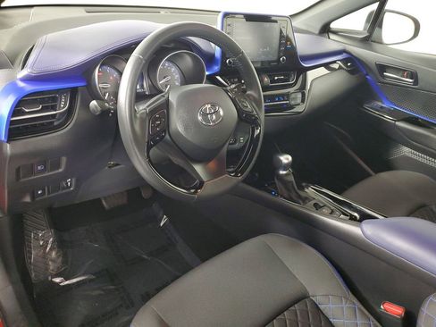 Certified 2022 Toyota C-HR XLE image 21