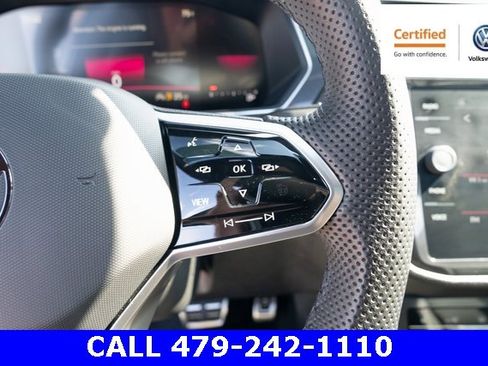 Certified 2023 Volkswagen Tiguan SE R-Line image 22