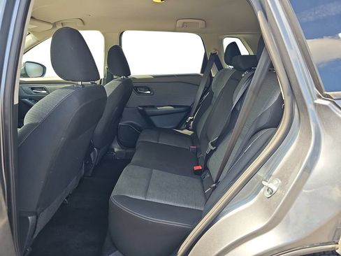 Used 2023 Nissan Rogue SV FWD image 14