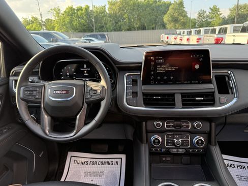 Used 2024 GMC Yukon AT4 w/ AT4 Premium Plus Package AWD/4WD image 23