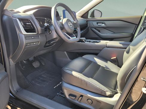 Used 2023 Nissan Rogue SL w/ SL Premium Package image 22