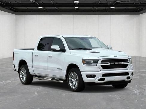 Used 2023 RAM 1500 Laramie AWD/4WD image 3