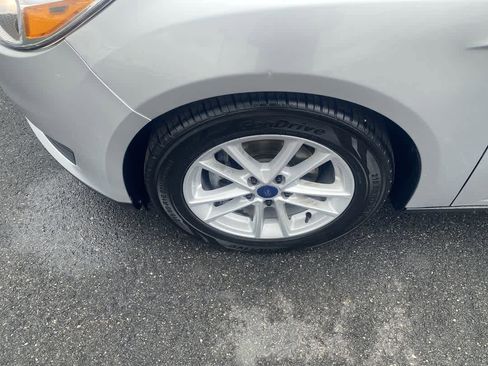 Used 2018 Ford Focus SE image 10
