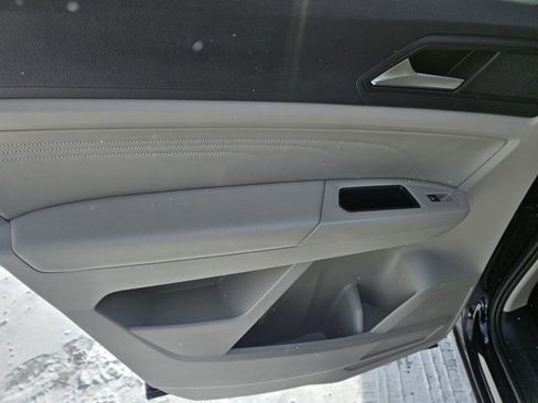 Used 2022 Volkswagen Atlas SE image 19