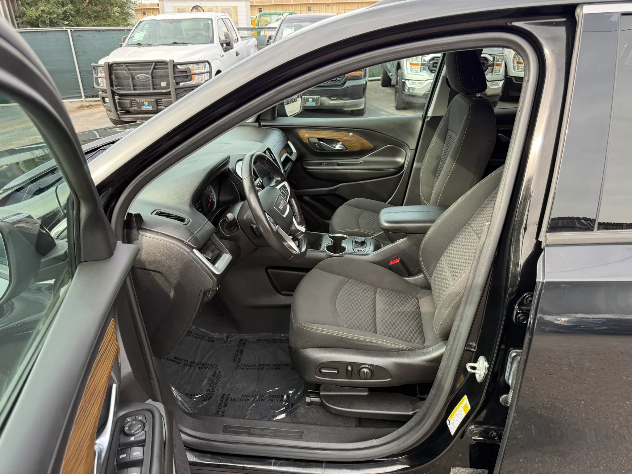 Used 2018 GMC Terrain SLE w/ Driver Convenience Package AWD/4WD image 13